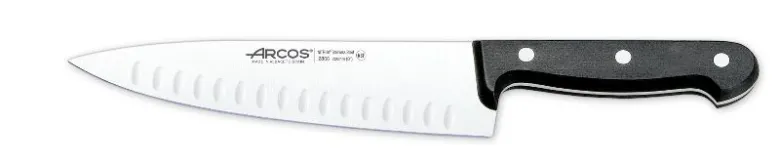 Arcos kokkiveitsi 20cm ovaalihiottu
