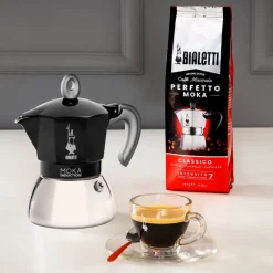 Bialetti Moka Induction black mutteripannu induktiolle 4 kuppia