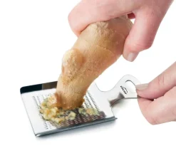 Lacor teräksinen inkivääriraastin